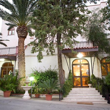 Hotel Miravalle Misilmeri Exterior foto